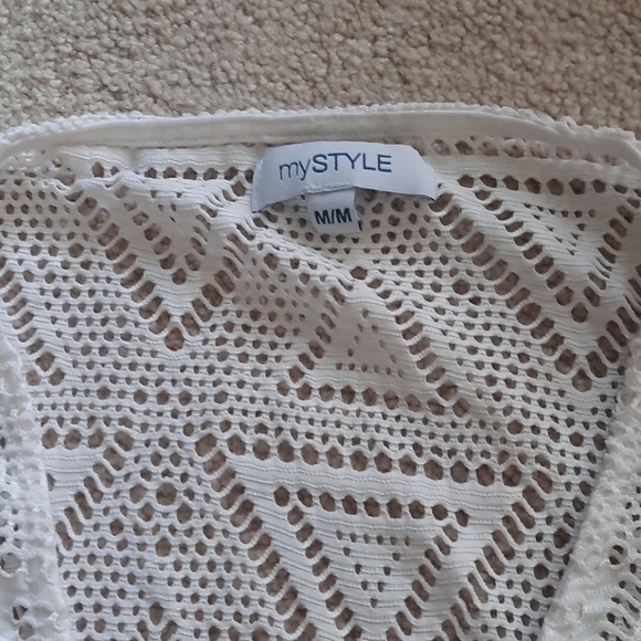 Swimsuit coverup. White geometric cut outs. Victoria Secret look - Picture 3 of 9